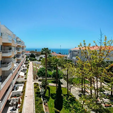 Fantastic Seaside Family With Pool Apartment *