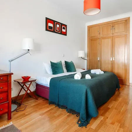 Fantastic Seaside Family With Pool * 파레드